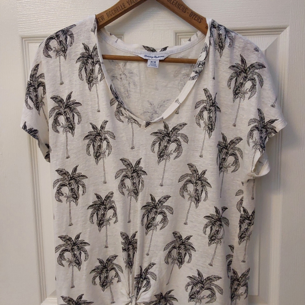 Tommy Bahama Palm Tree Print V-Neck T-Shirt